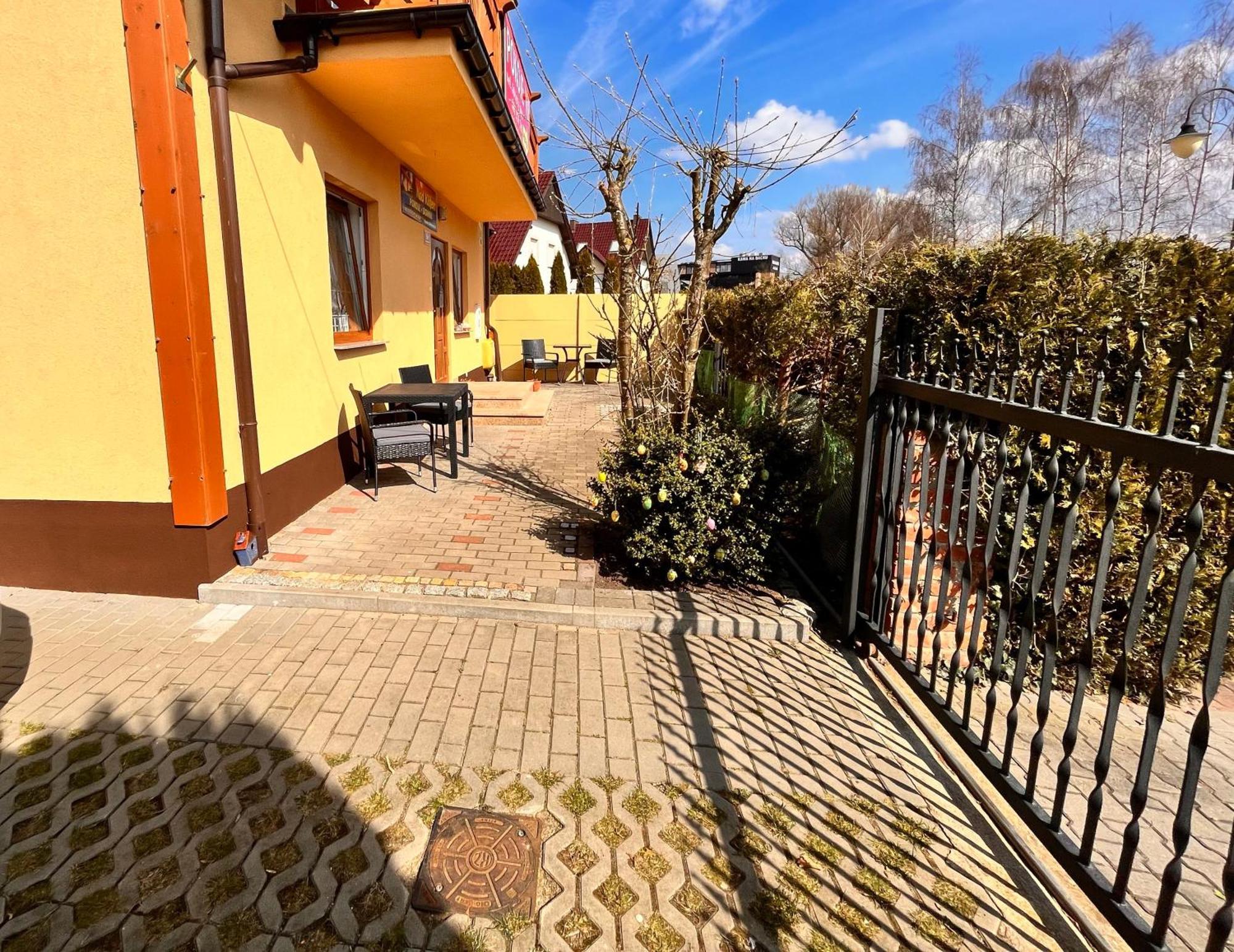 Pokoje Nad Klifem Trzęsacz Buitenkant foto